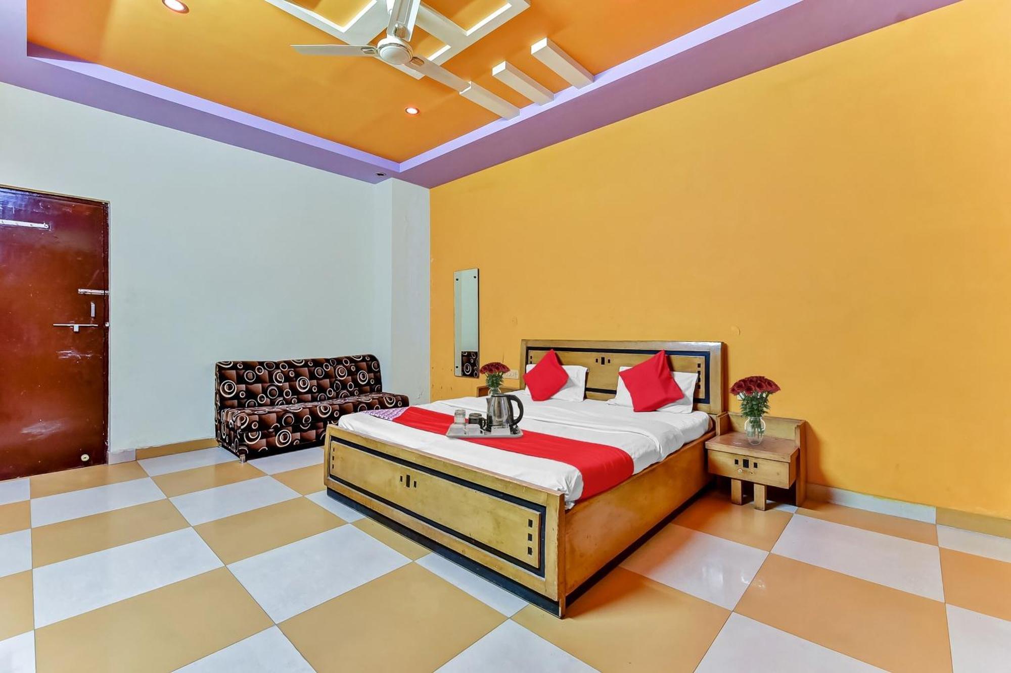 Hotel O Utsav Vatika Hotel Kota  Bagian luar foto