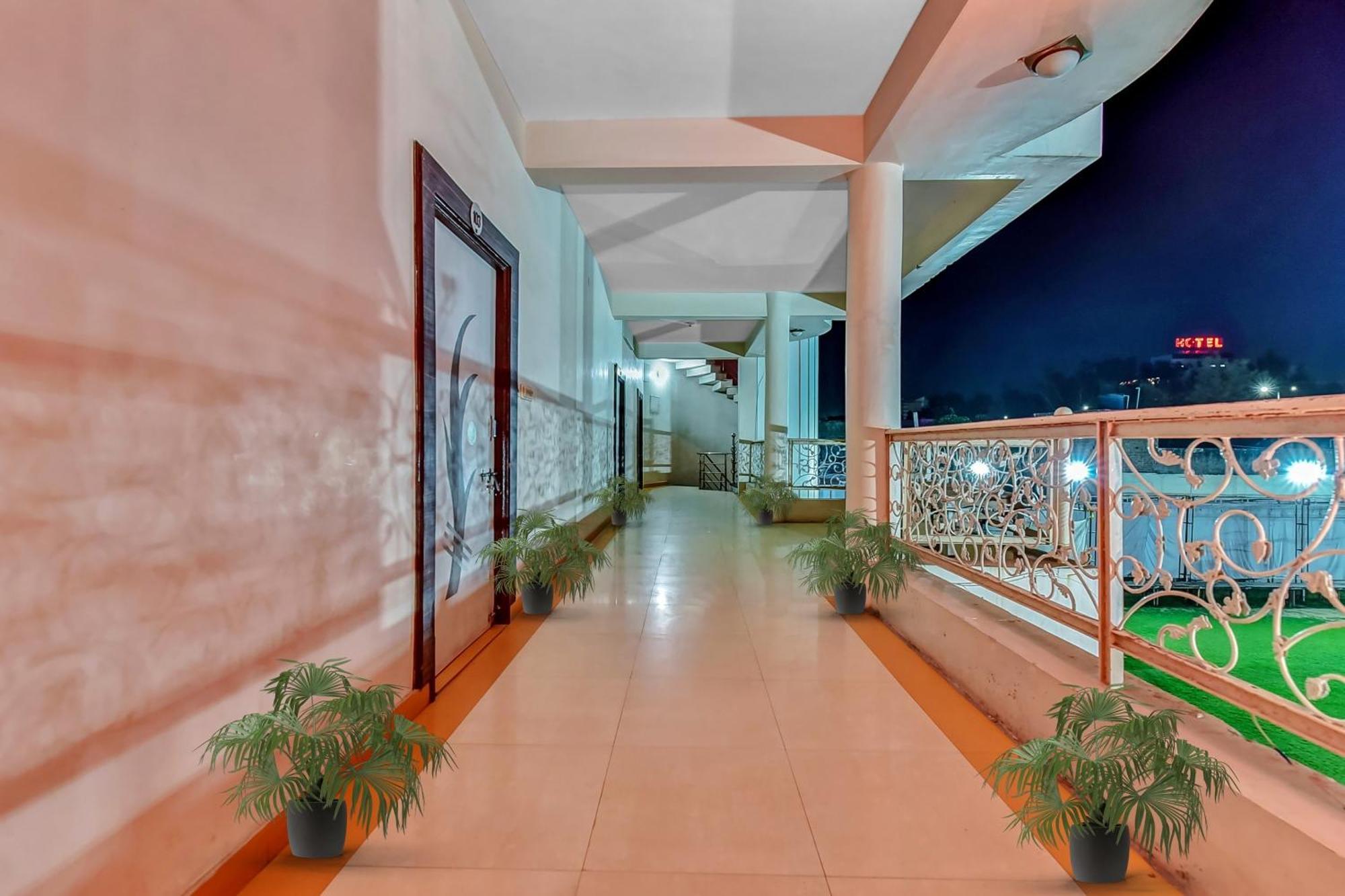 Hotel O Utsav Vatika Hotel Kota  Bagian luar foto